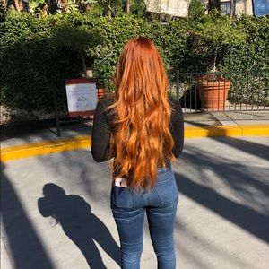 Brand new Bellami 24 inch body wave tape in extensions in ginger